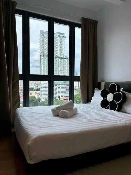 Premium&Cozy Studio Small Cinema Klcc Infinitypool Kuala Lumpur Apartment